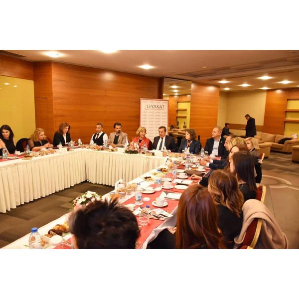 Abdül BATUR yoğun seçim trafiğine rağmen 